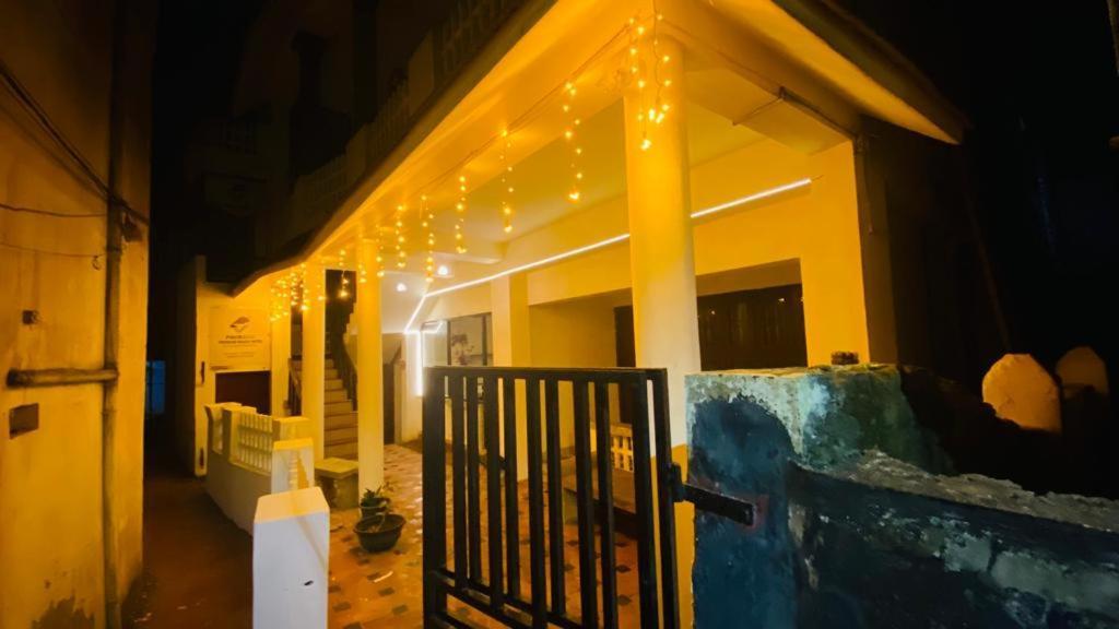 Packbag Beach Hotel Kovalam Dış mekan fotoğraf
